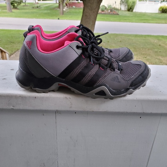 adidas outdoor traxion